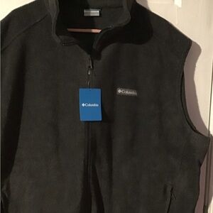 Columbia Men's Dark Gray Fleece Vest